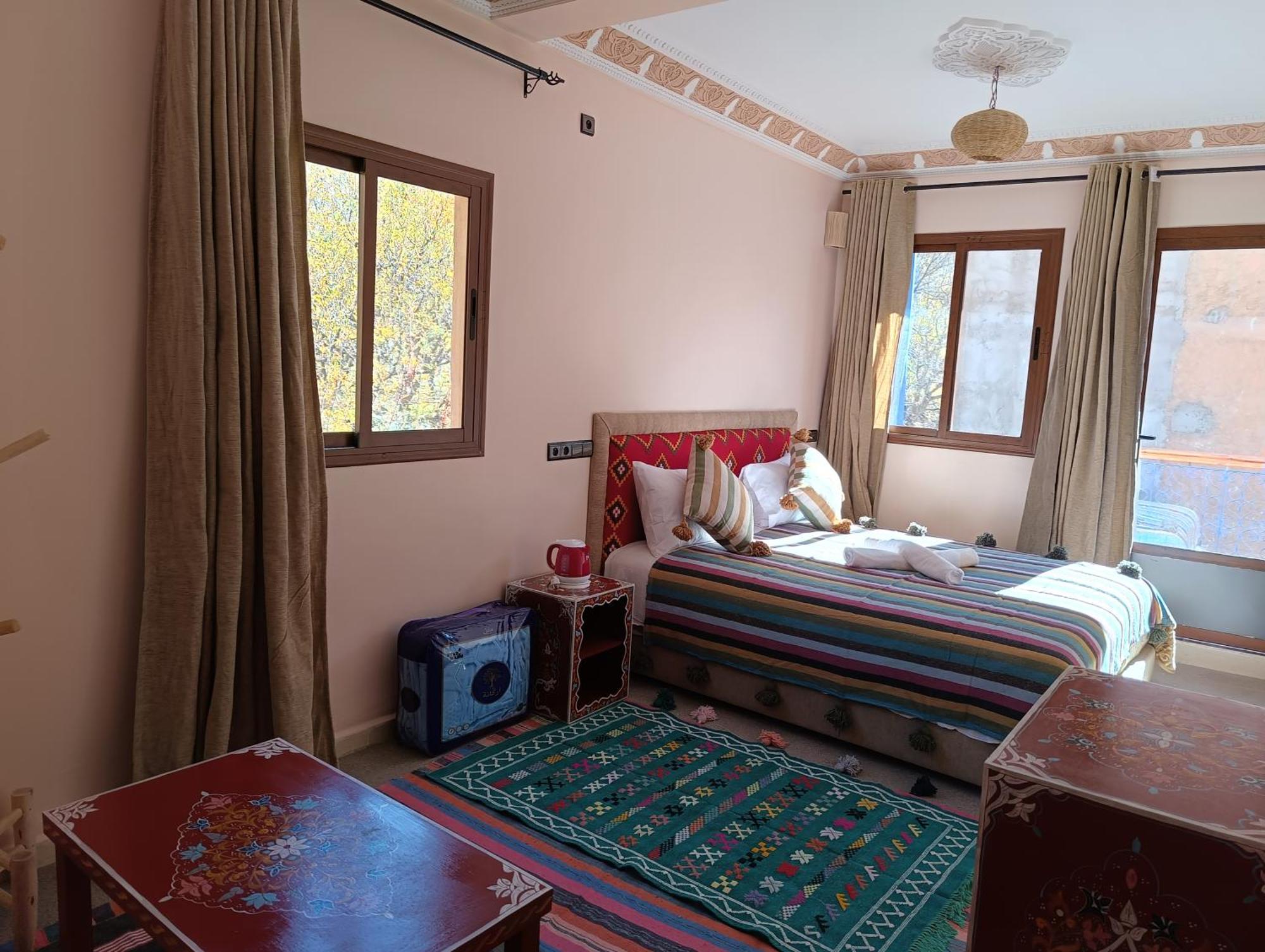 Riad Otos Views 伊姆利尔 外观 照片