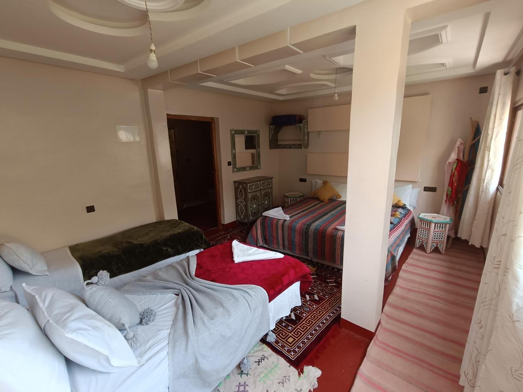 Riad Otos Views 伊姆利尔 外观 照片