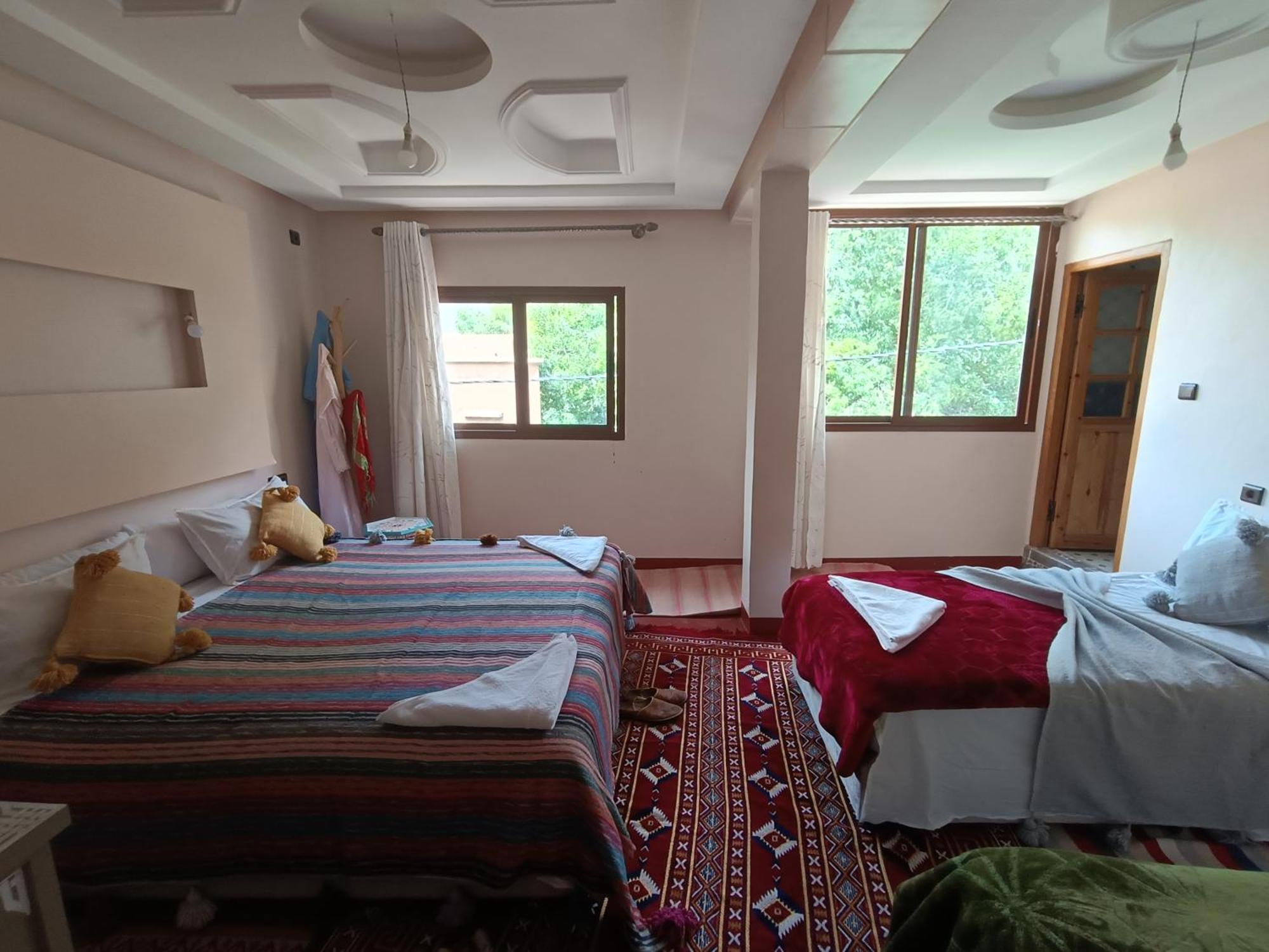 Riad Otos Views 伊姆利尔 外观 照片